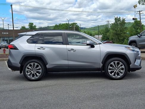Used 2023 Toyota RAV4 XLE Premium AWD/4WD image 9