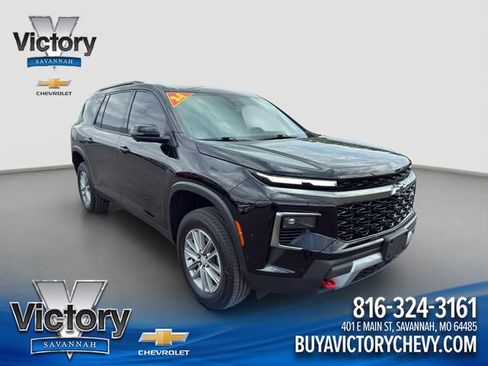 Used 2024 Chevrolet Traverse Z71 w/ Enhanced Driving Package AWD/4WD image 1