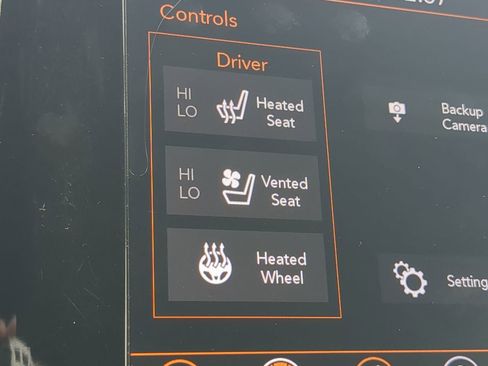 Used 2020 Jeep Grand Cherokee High Altitude image 25