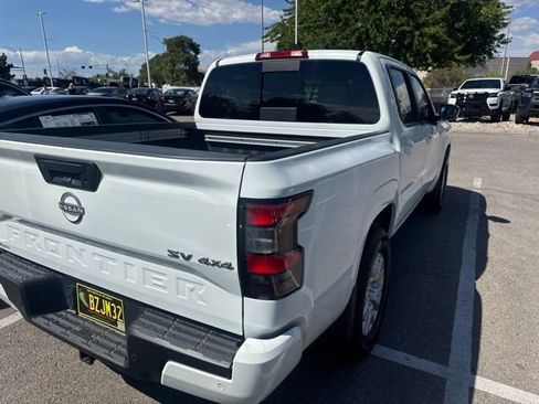 Used 2024 Nissan Frontier SV w/ SV Convenience Package AWD/4WD image 5