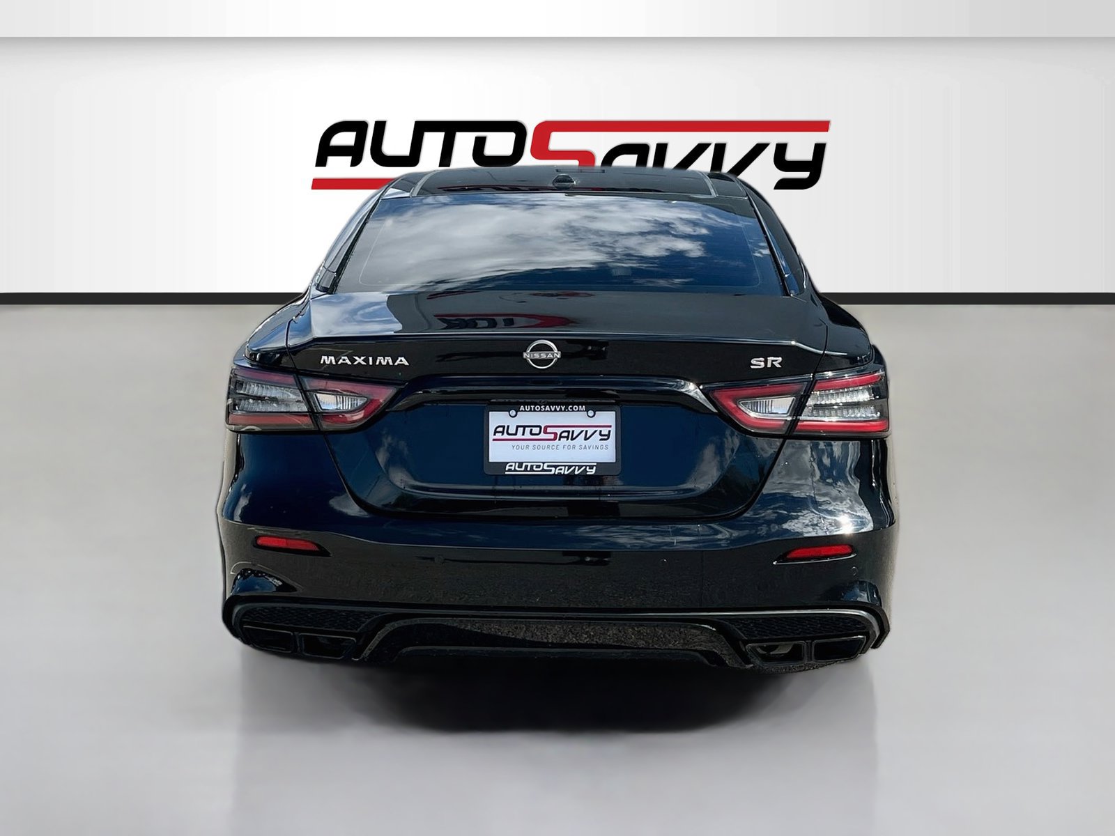 Used 2023 Nissan Maxima SR w/ Sport Mat Group FWD image 6