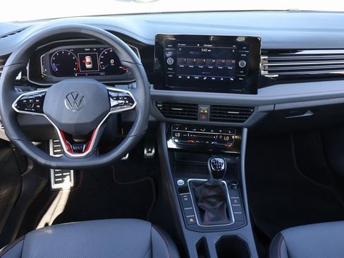 Certified 2025 Volkswagen Jetta GLI Autobahn image 13