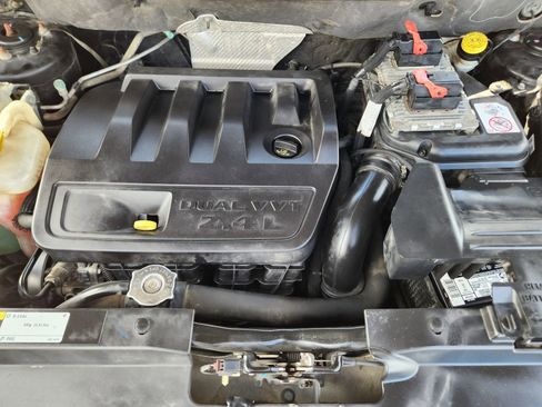 Used 2016 Jeep Compass Latitude image 34