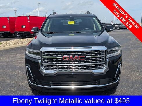 Used 2023 GMC Acadia Denali w/ Denali Ultimate Package AWD/4WD image 2