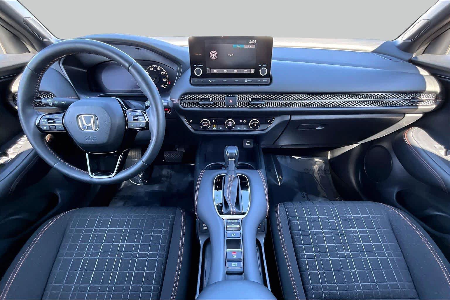 Used 2024 Honda HR-V Sport image 15