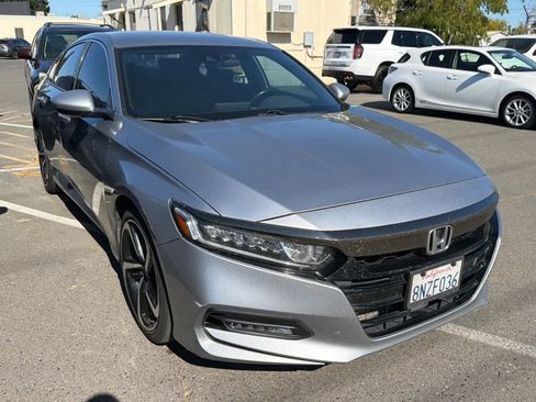 Used 2020 Honda Accord Sport image 3