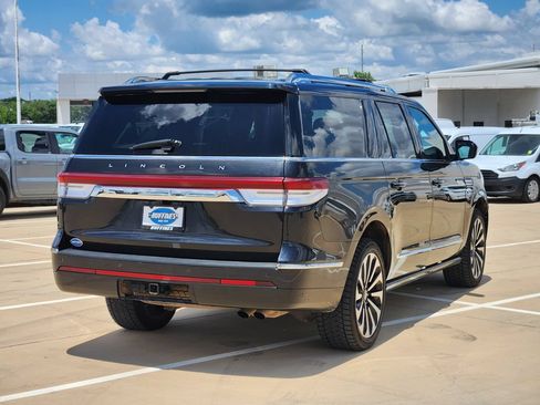 Used 2023 Lincoln Navigator L Reserve AWD/4WD image 6