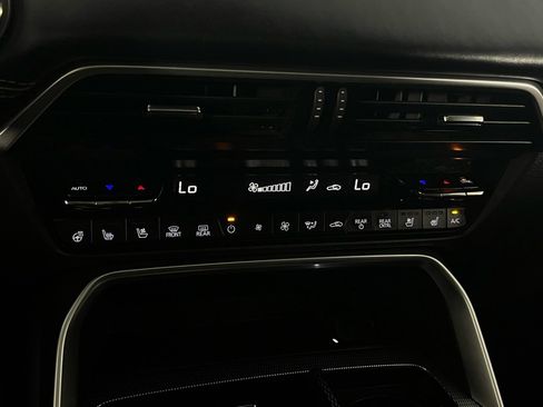 Used 2024 MAZDA CX-90 Plug-In Hybrid w/ Premium Plus image 20