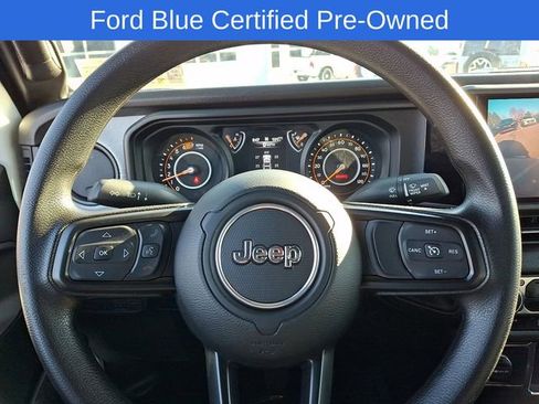 Used 2024 Jeep Wrangler Sport image 19