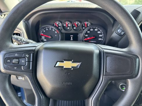 Certified 2024 Chevrolet Silverado 1500 Custom AWD/4WD image 17