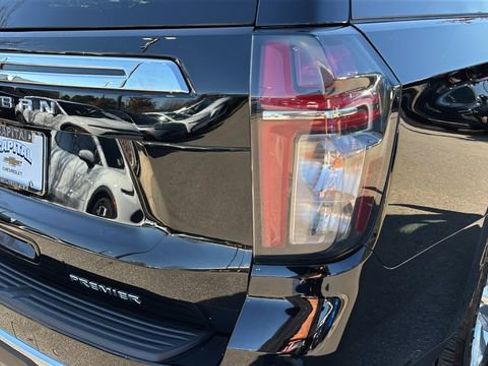 Used 2024 Chevrolet Suburban Premier image 38