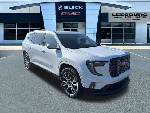 New 2026 GMC Acadia Denali Ultimate w/ LPO, Floor Liner Package AWD/4WD image 1