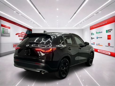 Used 2024 Honda HR-V Sport image 8