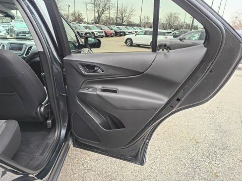 Used 2023 Chevrolet Equinox LT w/ Driver Convenience Package image 15
