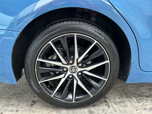 Used 2024 Toyota Camry SE image 11