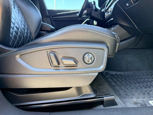 Used 2018 Audi SQ5 Premium Plus AWD/4WD image 23