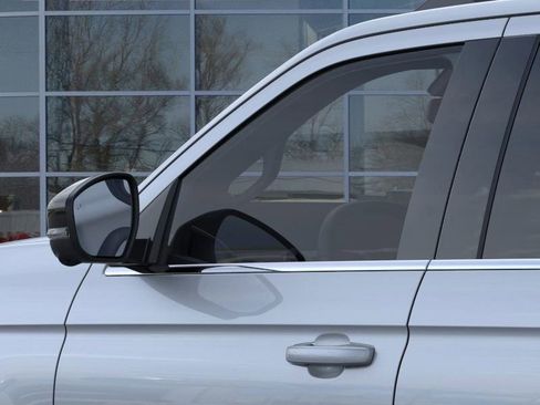 New 2025 Ford Expedition Platinum w/ Driver's Package image 21