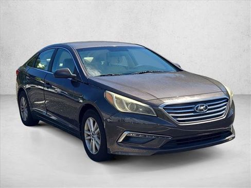 Used 2015 Hyundai Sonata SE FWD image 3