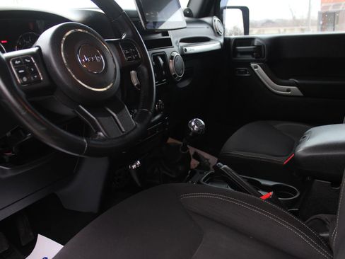 Used 2013 Jeep Wrangler Rubicon w/ Dual Top Group image 11