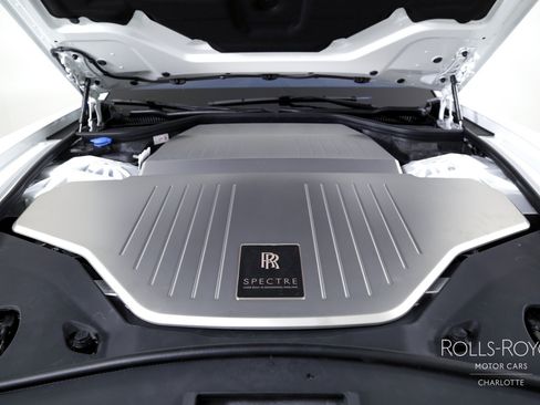 Used 2024 Rolls-Royce Spectre w/ Spectre Launch Package AWD/4WD image 33