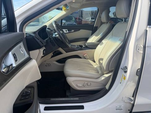Used 2019 Lincoln Nautilus Reserve w/ Ultimate Package AWD/4WD image 14