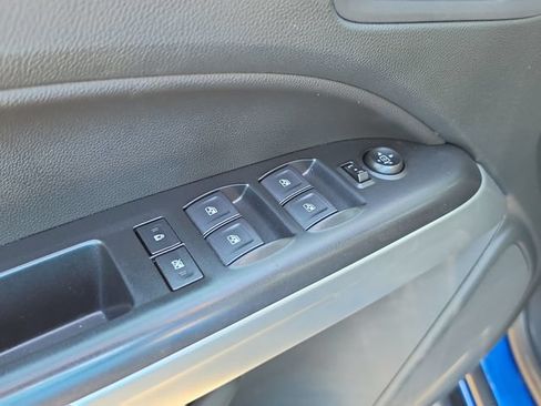 Used 2022 Chevrolet Colorado ZR2 w/ ZR2 Dusk Special Edition AWD/4WD image 18