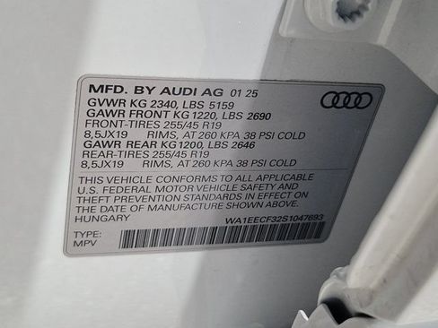 Certified 2025 Audi Q3 2.0T Premium Plus w/ Premium Plus Package AWD/4WD image 31