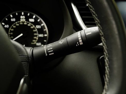 Used 2023 INFINITI QX50 Luxe image 22