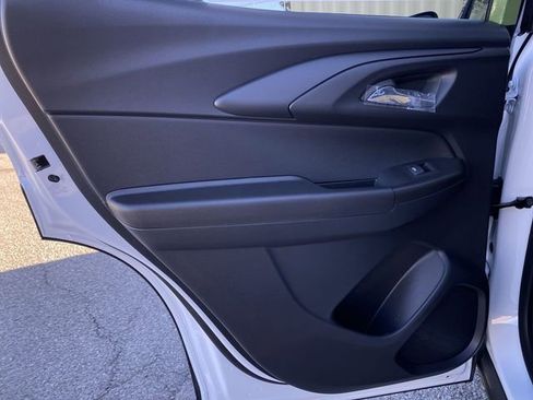 New 2026 Chevrolet TrailBlazer LT FWD image 32