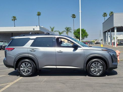 New 2026 Nissan Pathfinder SV FWD image 7