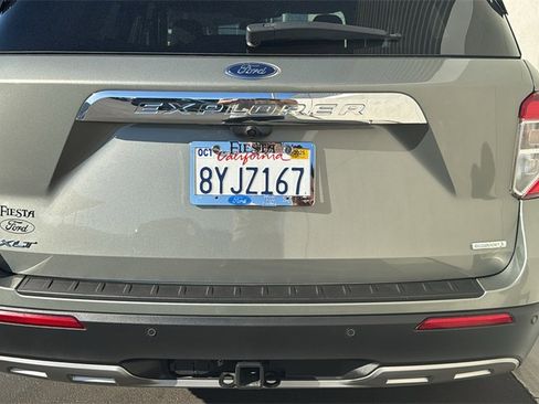 Certified 2020 Ford Explorer XLT w/ Equipment Group 202A image 7