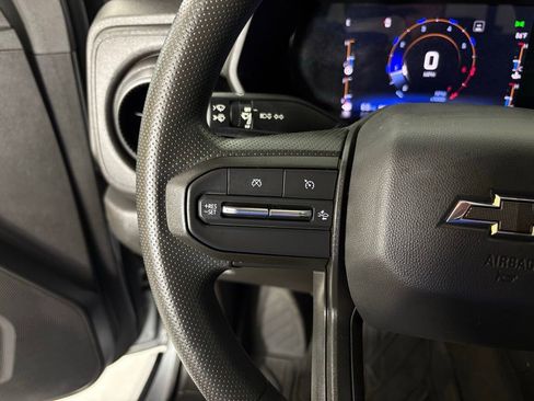 Used 2023 Chevrolet Colorado Trail Boss w/ Technology Package AWD/4WD image 23