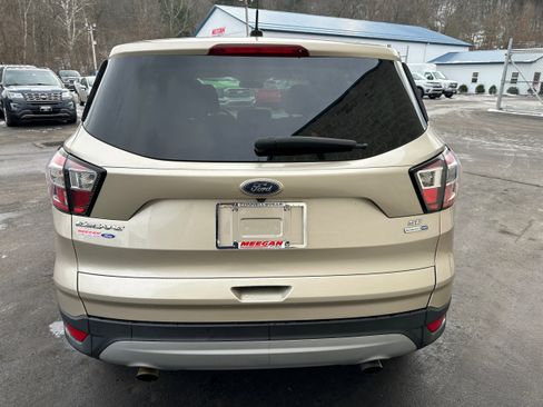 Used 2017 Ford Escape SE w/ SE Cold Weather Package image 6