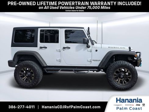 Used 2017 Jeep Wrangler Unlimited Rubicon w/ Connectivity Group AWD/4WD image 2