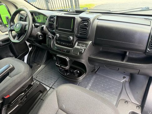 Used 2022 RAM ProMaster 2500 FWD image 17