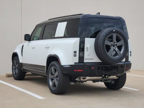 New 2026 Land Rover Defender 110 X-Dynamic SE AWD/4WD image 3