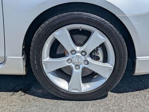 Used 2004 MAZDA MAZDA3 s w/ Moonroof & 6-CD Pkg image 12