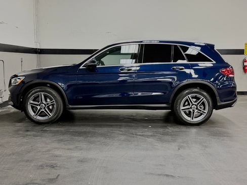 Used 2022 Mercedes-Benz GLC 300 image 9