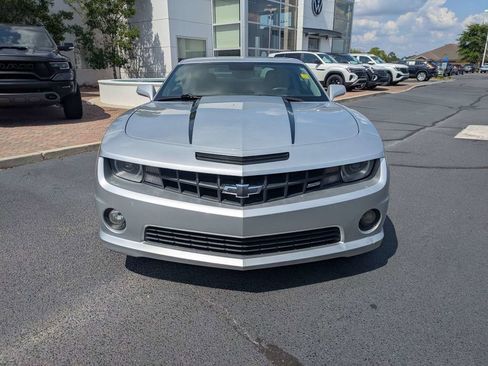 Used 2010 Chevrolet Camaro SS w/ RS Package RWD image 10
