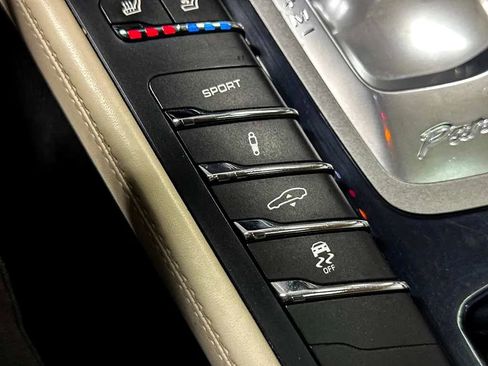 Used 2014 Porsche Panamera S w/ Premium Package Plus RWD image 48