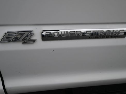 Used 2019 Ford F350 XL w/ Power Equipment Group image 36