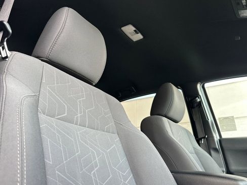 Used 2019 Toyota Tacoma TRD Sport w/ Technology Package AWD/4WD image 17