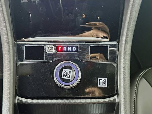 New 2025 Jeep Grand Cherokee Altitude image 12