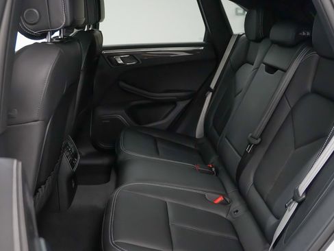 New 2026 Porsche Macan GTS image 18