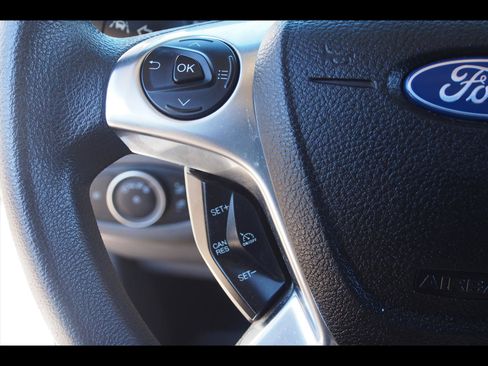 Used 2021 Ford Transit Connect XLT image 19