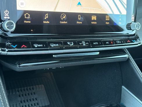 New 2026 Jeep Grand Wagoneer Limited AWD/4WD image 19