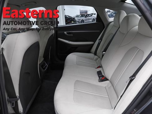 Used 2023 Hyundai Sonata SEL FWD image 23