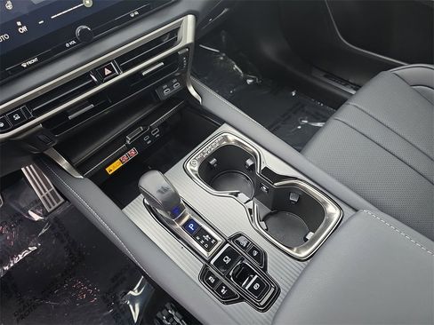 Certified 2024 Lexus RX 350 F Sport image 25