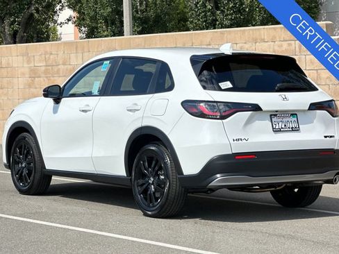 Certified 2027 Honda HR-V Sport image 6