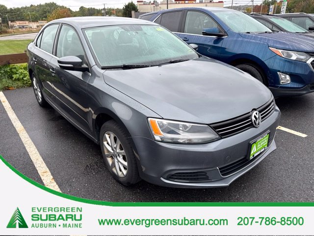 Used 2013 Volkswagen Jetta SE FWD image 1